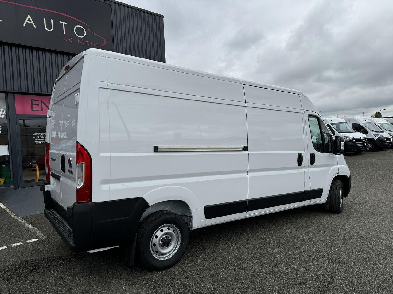Fiat Ducato LH2 3.5 140CH S&S - Βαν: φωτογραφία 5 Fiat Ducato LH2 3.5 140CH S&S - Βαν: φωτογραφία 5