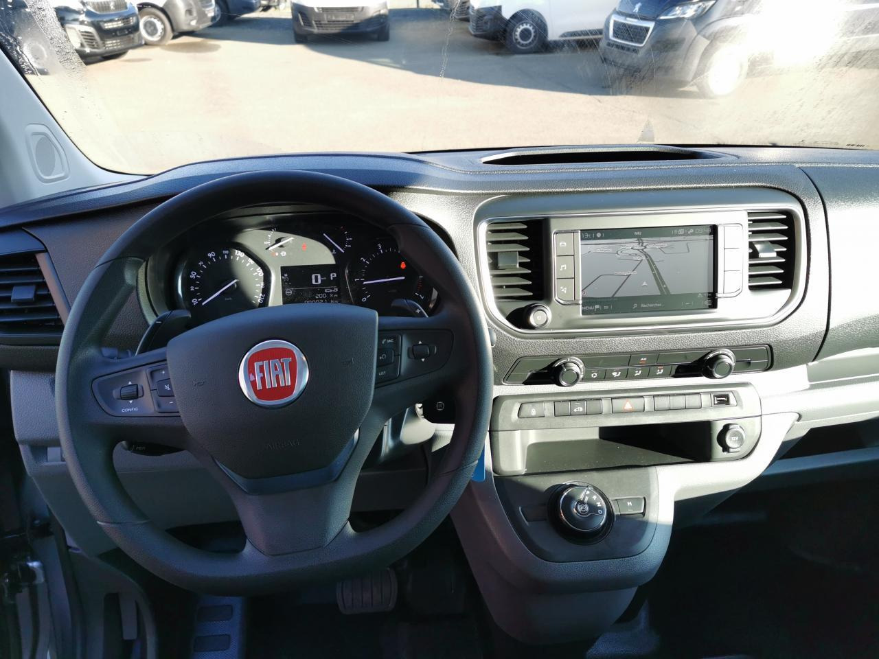 Fiat Scudo XL 2.0 BlueHDi - 145 III 2022 FOURGON Fourgon XL PHASE 1 - Βαν: φωτογραφία 4 Fiat Scudo XL 2.0 BlueHDi - 145 III 2022 FOURGON Fourgon XL PHASE 1 - Βαν: φωτογραφία 4