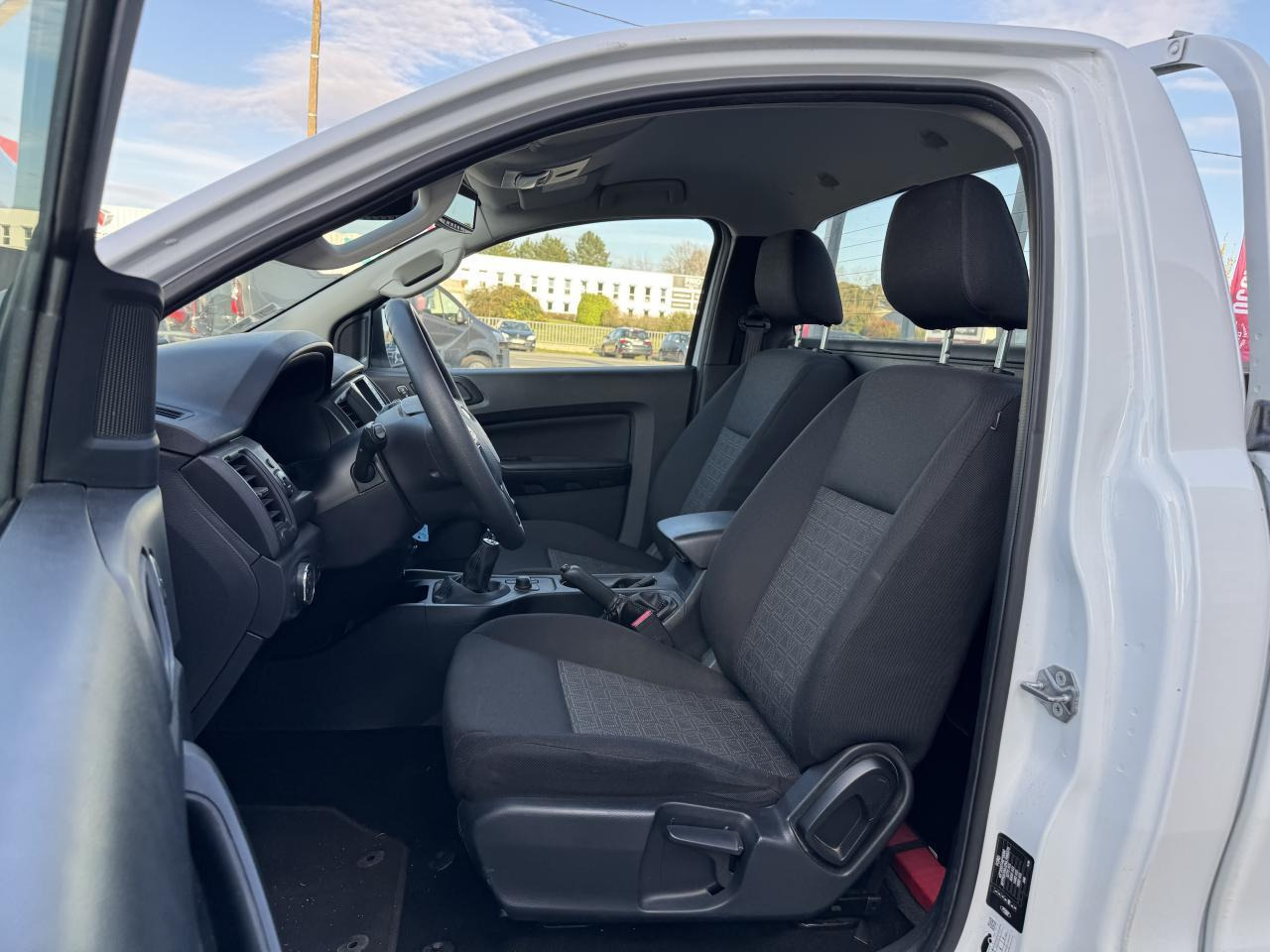 Ford Ranger 2.0 TDCI 170CH 4X4 SIMPLE CABINE XL - Ημιφορτηγό: φωτογραφία 5 Ford Ranger 2.0 TDCI 170CH 4X4 SIMPLE CABINE XL - Ημιφορτηγό: φωτογραφία 5