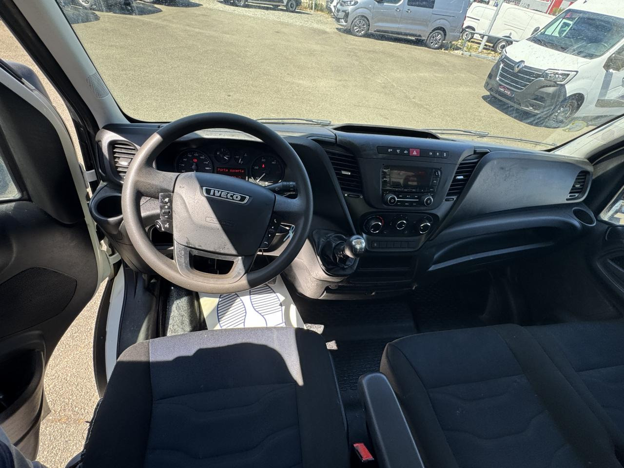 IVECO Daily 35 C 14 S&S (Quad-Leaf) CHASSIS CABINE 2014 35C/35S Chassis cabine 35 C Epmt.3.45 PHASE 3 - Όχημα με ανατρεπομενη καροτσα: φωτογραφία 4 IVECO Daily 35 C 14 S&S (Quad-Leaf) CHASSIS CABINE 2014 35C/35S Chassis cabine 35 C Epmt.3.45 PHASE 3 - Όχημα με ανατρεπομενη καροτσα: φωτογραφία 4