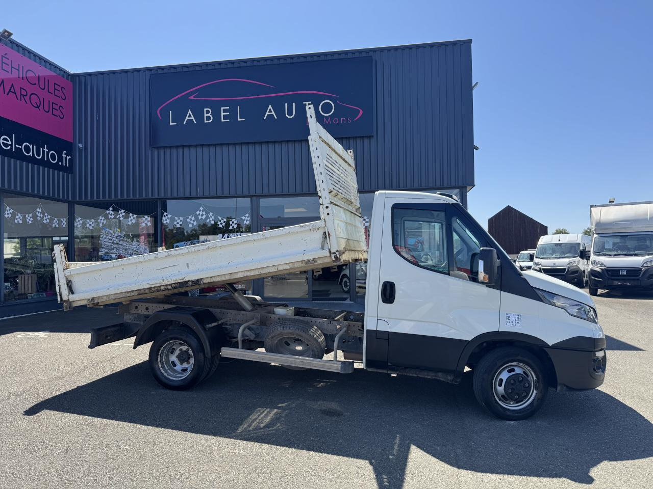 IVECO Daily 35 C 14 S&S (Quad-Leaf) CHASSIS CABINE 2014 35C/35S Chassis cabine 35 C Epmt.3.45 PHASE 3 - Όχημα με ανατρεπομενη καροτσα: φωτογραφία 1 IVECO Daily 35 C 14 S&S (Quad-Leaf) CHASSIS CABINE 2014 35C/35S Chassis cabine 35 C Epmt.3.45 PHASE 3 - Όχημα με ανατρεπομενη καροτσα: φωτογραφία 1