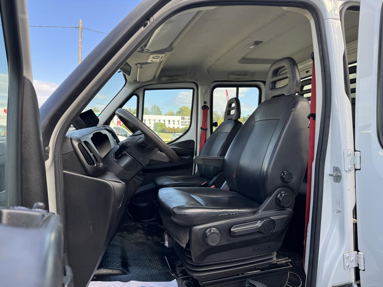 IVECO Daily 35 C 16 D S&S (Quad-Leaf) CHASSIS DOUBLE CABINE 2014 35C/35S CHASSIS CABINE DOUBLE Chassi - Όχημα με ανατρεπομενη καροτσα, Διπλοκάμπινο ελαφρύ επαγγελματικό: φωτογραφία 4 IVECO Daily 35 C 16 D S&S (Quad-Leaf) CHASSIS DOUBLE CABINE 2014 35C/35S CHASSIS CABINE DOUBLE Chassi - Όχημα με ανατρεπομενη καροτσα, Διπλοκάμπινο ελαφρύ επαγγελματικό: φωτογραφία 4