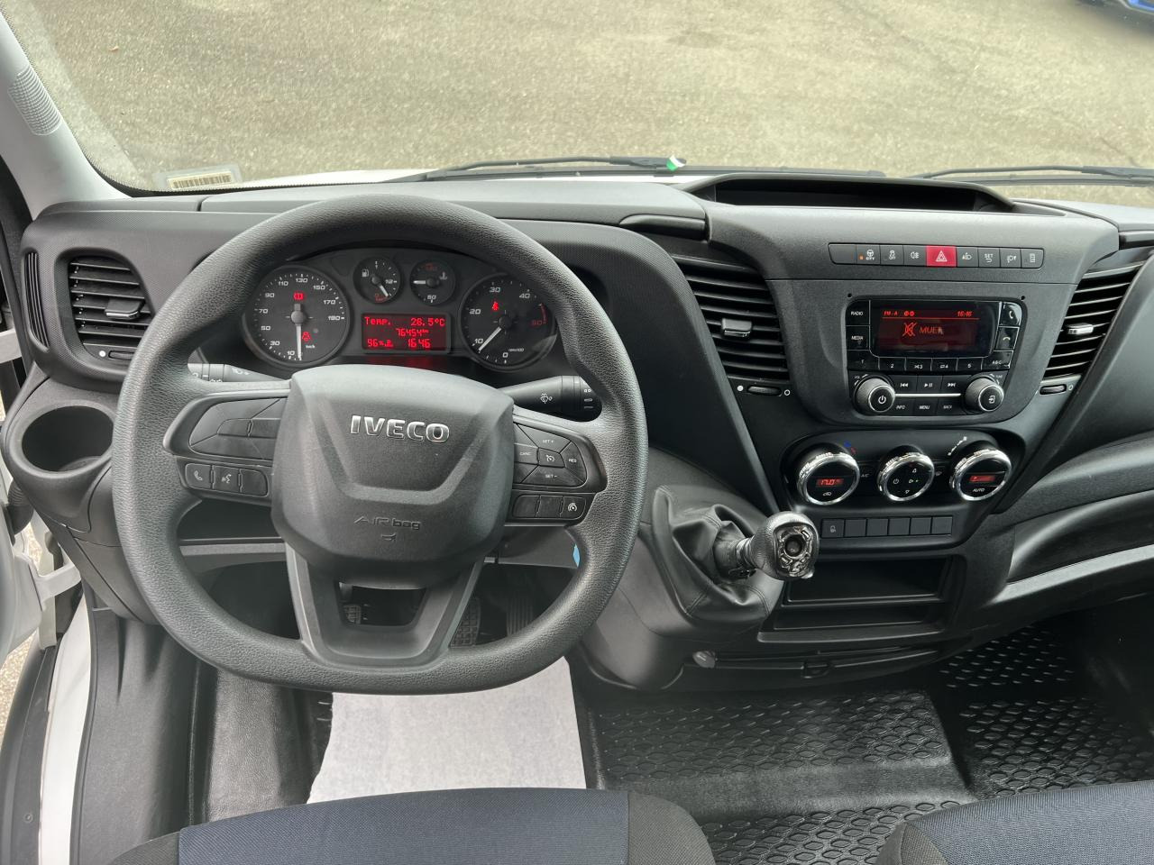 IVECO Daily 35C16 CAISSE HAYON 20M3 RJ 3.0L 160CH - Επαγγελματικό αυτοκίνητο κόφα: φωτογραφία 4 IVECO Daily 35C16 CAISSE HAYON 20M3 RJ 3.0L 160CH - Επαγγελματικό αυτοκίνητο κόφα: φωτογραφία 4