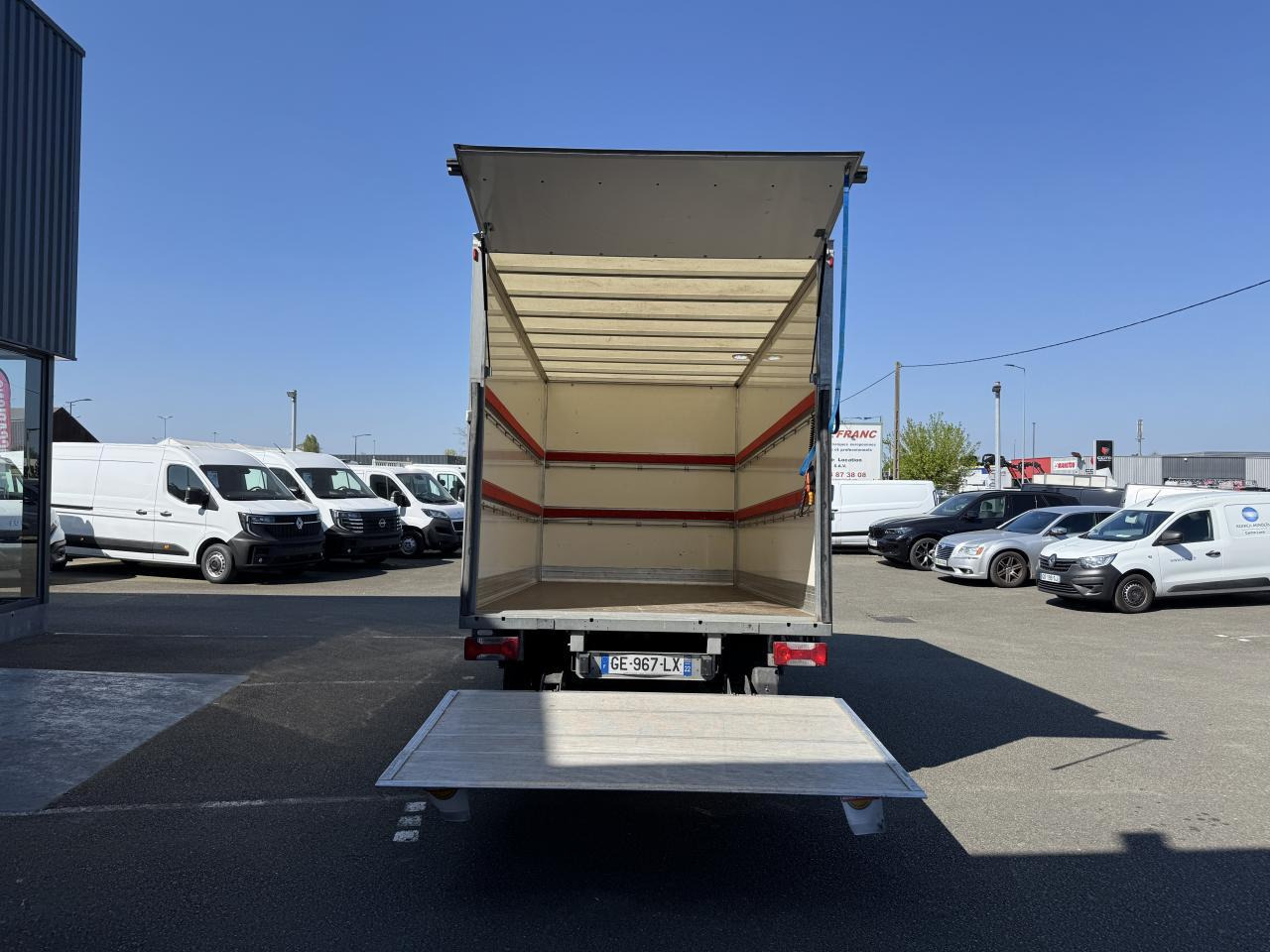Iveco Daily 35 C 16 CAISSE HAYON 20M3 - Επαγγελματικό αυτοκίνητο κόφα: φωτογραφία 3 Iveco Daily 35 C 16 CAISSE HAYON 20M3 - Επαγγελματικό αυτοκίνητο κόφα: φωτογραφία 3