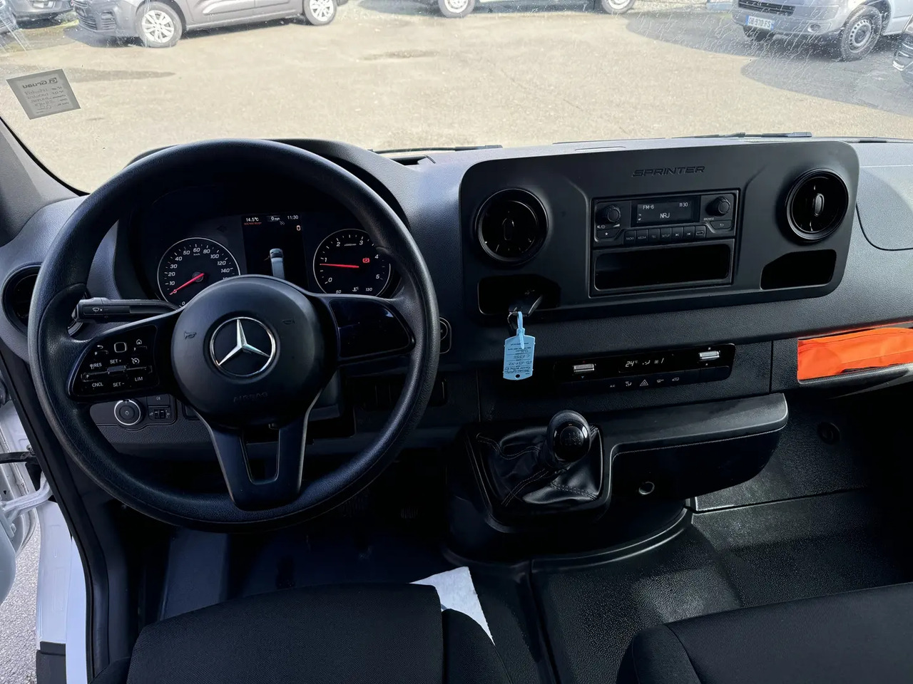 Mercedes Sprinter 315 CDI 43 3T5 FIRST PROPULSION LEGER - Όχημα με ανατρεπομενη καροτσα: φωτογραφία 4 Mercedes Sprinter 315 CDI 43 3T5 FIRST PROPULSION LEGER - Όχημα με ανατρεπομενη καροτσα: φωτογραφία 4