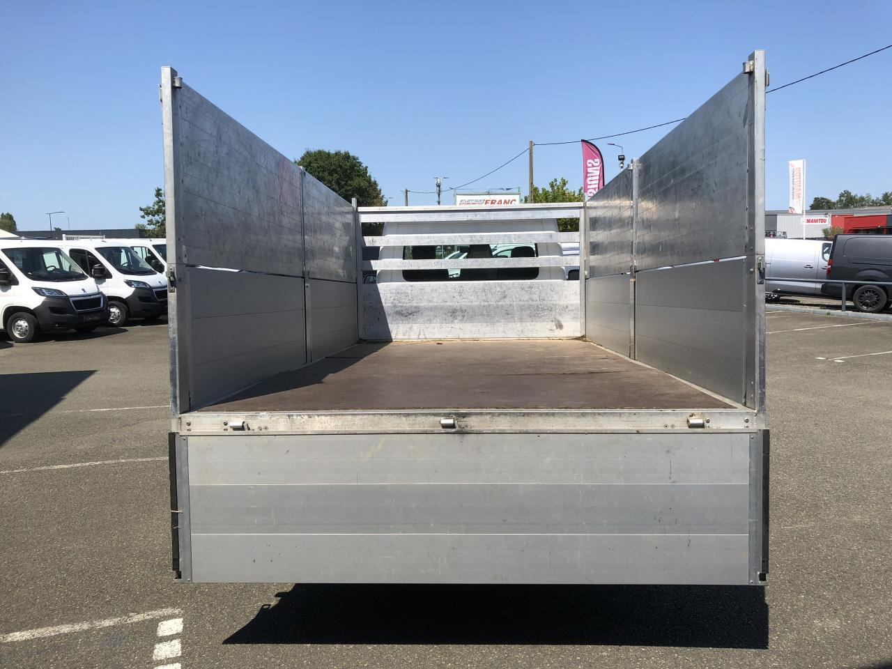 NISSAN INTERSTAR 3T5 2.3 DCI 165CH PLATEAU RIDELLES 4M50 - Μικρό φορτηγό με καρότσα: φωτογραφία 3 NISSAN INTERSTAR 3T5 2.3 DCI 165CH PLATEAU RIDELLES 4M50 - Μικρό φορτηγό με καρότσα: φωτογραφία 3