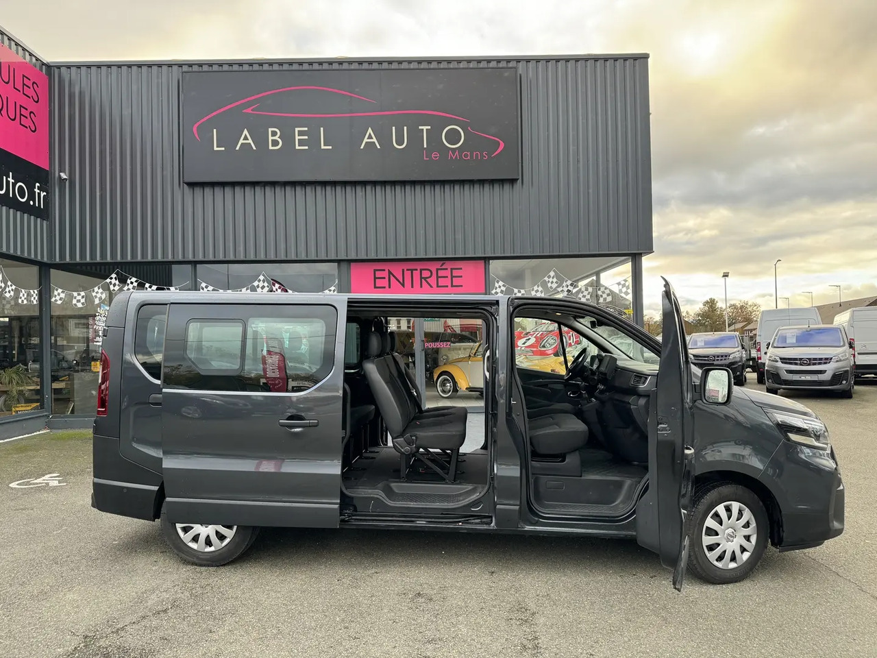 Nissan Primastar Avantour L2H1 3T0 2.0 DCI 150CH S/S N-CONNECTA - Μικρό λεωφορείο, Επιβατικό βαν: φωτογραφία 1 Nissan Primastar Avantour L2H1 3T0 2.0 DCI 150CH S/S N-CONNECTA - Μικρό λεωφορείο, Επιβατικό βαν: φωτογραφία 1