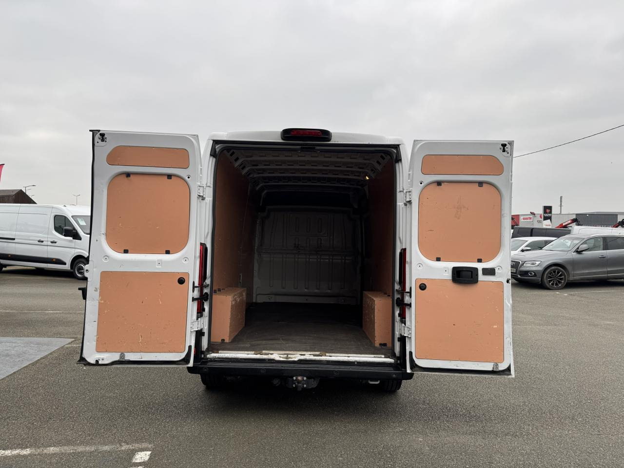 PEUGEOT BOXER 3T3 L3H2 2.2 HDI 140CH ASPHALT - Βαν: φωτογραφία 3 PEUGEOT BOXER 3T3 L3H2 2.2 HDI 140CH ASPHALT - Βαν: φωτογραφία 3