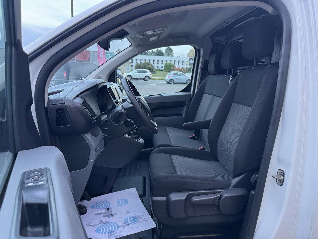 PEUGEOT EXPERT LONG 2.0 HDI 145CH ASPHALT - Βαν: φωτογραφία 4 PEUGEOT EXPERT LONG 2.0 HDI 145CH ASPHALT - Βαν: φωτογραφία 4