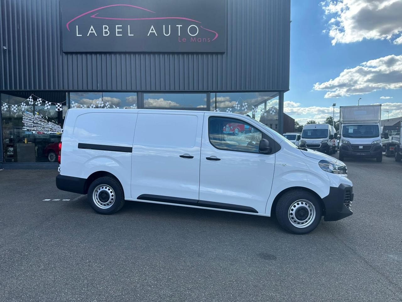 PEUGEOT Expert XL 2.0 BlueHDi 145CH - Βαν: φωτογραφία 4 PEUGEOT Expert XL 2.0 BlueHDi 145CH - Βαν: φωτογραφία 4