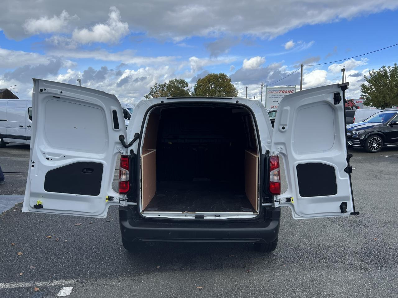 PEUGEOT PARTNER M 650KG 1.5 HDI 100CH ASPHALT 3 PLACES - Βαν: φωτογραφία 3 PEUGEOT PARTNER M 650KG 1.5 HDI 100CH ASPHALT 3 PLACES - Βαν: φωτογραφία 3