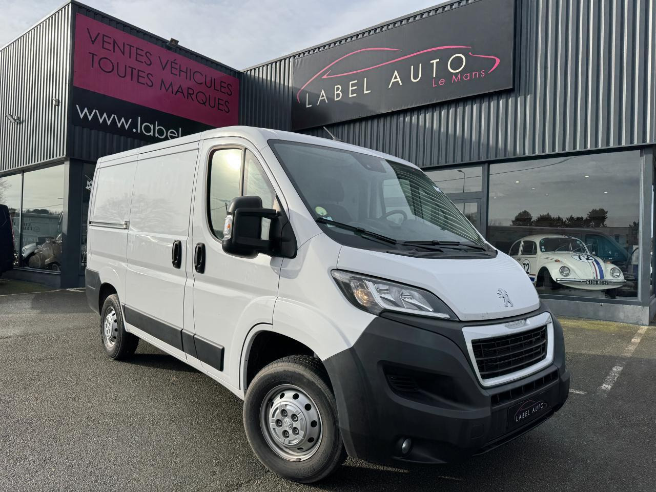 Peugeot Boxer 330 L1H1 2.2 BLUEHDI S&S 140CH ASPHALT - Βαν: φωτογραφία 1 Peugeot Boxer 330 L1H1 2.2 BLUEHDI S&S 140CH ASPHALT - Βαν: φωτογραφία 1