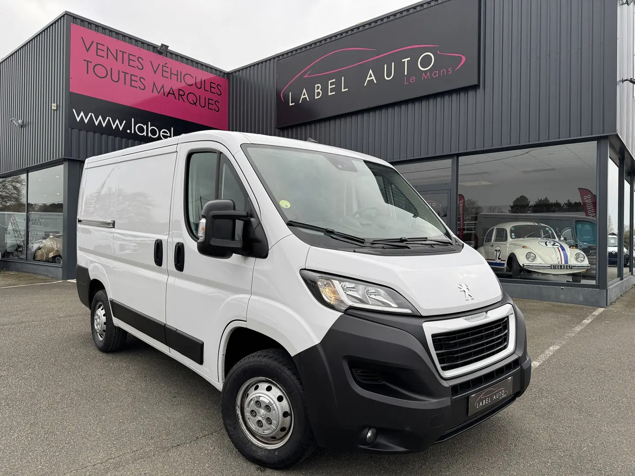 Peugeot Boxer 333 L1H1 2.2 BLUEHDI S&S 140CH ASPHALT - Βαν: φωτογραφία 1 Peugeot Boxer 333 L1H1 2.2 BLUEHDI S&S 140CH ASPHALT - Βαν: φωτογραφία 1