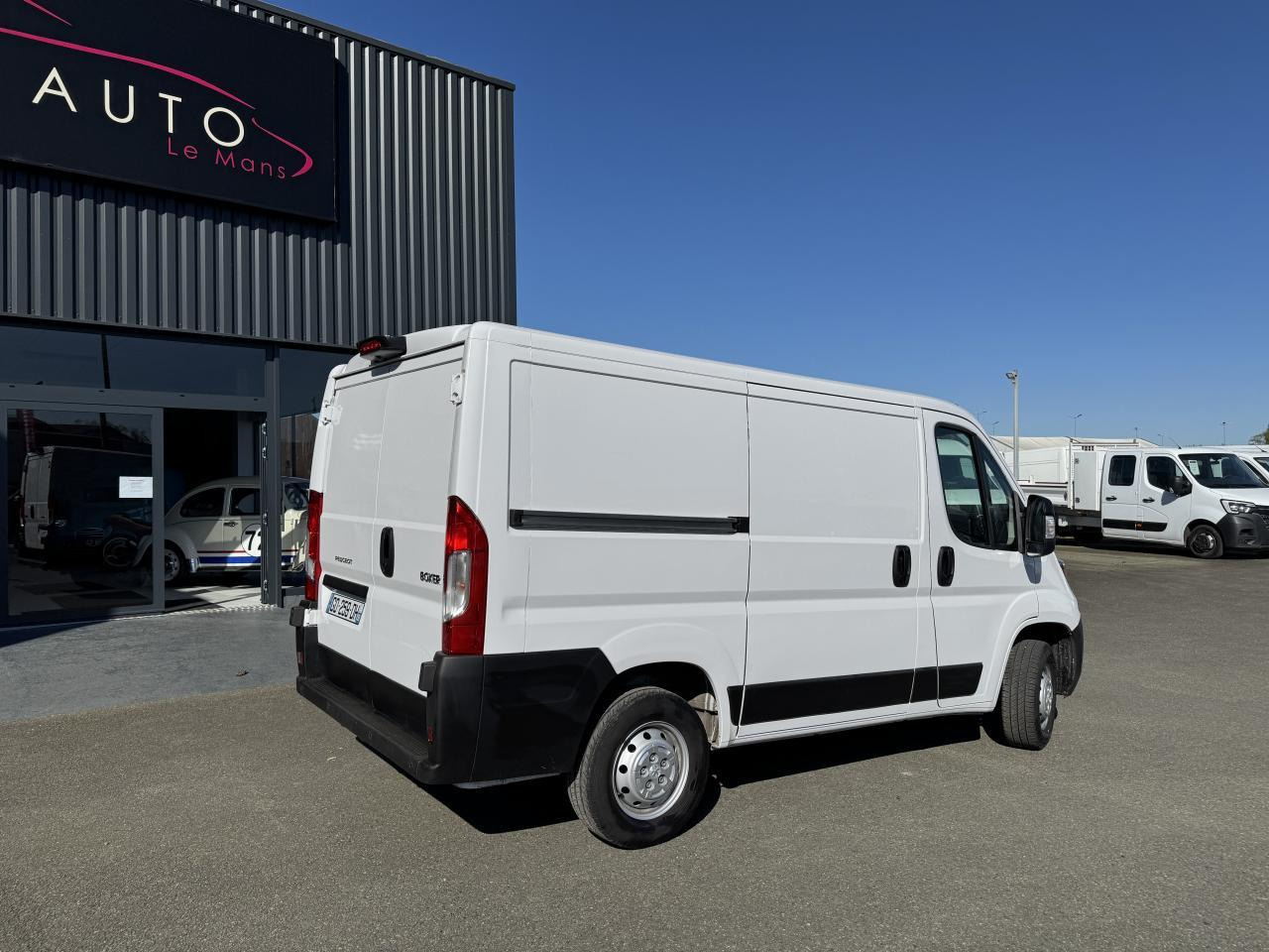 Peugeot Boxer 333 L1H1 2.2 BLUEHDI S&S 140CH ASPHALT - Βαν: φωτογραφία 5 Peugeot Boxer 333 L1H1 2.2 BLUEHDI S&S 140CH ASPHALT - Βαν: φωτογραφία 5