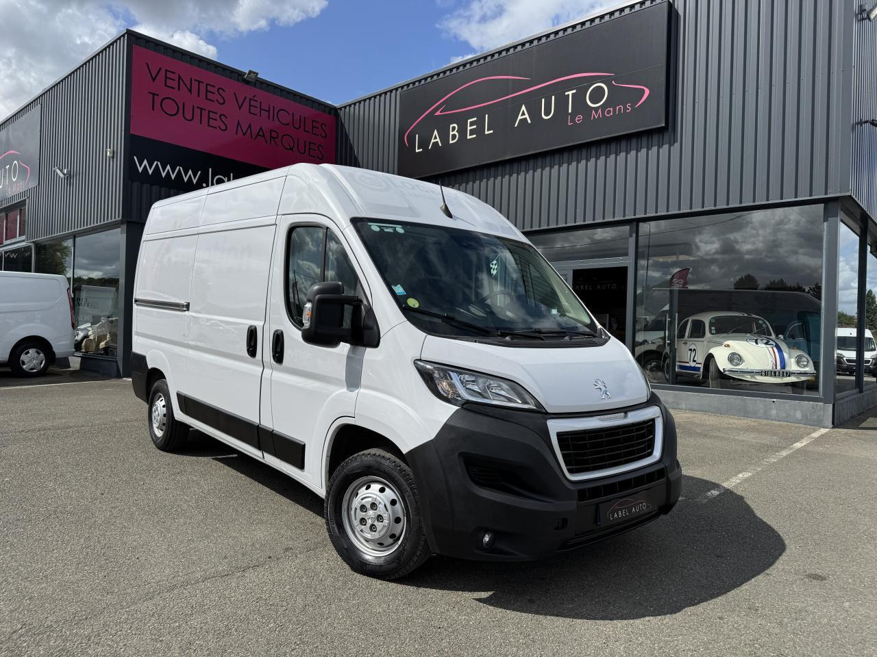 Peugeot Boxer 333 L2H2 2.2 BLUEHDI S&S 140CH ASPHALT - Βαν: φωτογραφία 1 Peugeot Boxer 333 L2H2 2.2 BLUEHDI S&S 140CH ASPHALT - Βαν: φωτογραφία 1