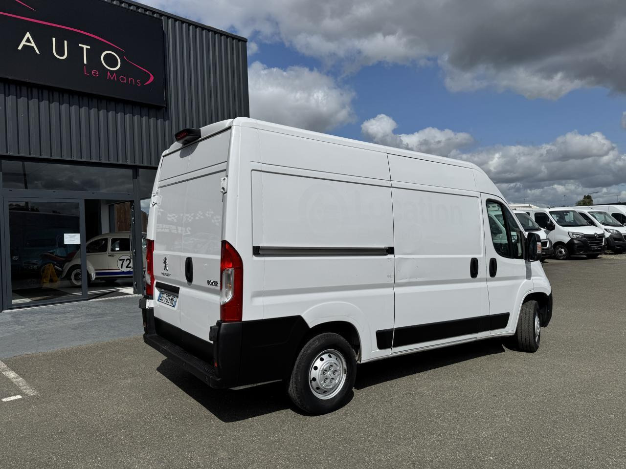 Peugeot Boxer 333 L2H2 2.2 BLUEHDI S&S 140CH ASPHALT - Βαν: φωτογραφία 5 Peugeot Boxer 333 L2H2 2.2 BLUEHDI S&S 140CH ASPHALT - Βαν: φωτογραφία 5