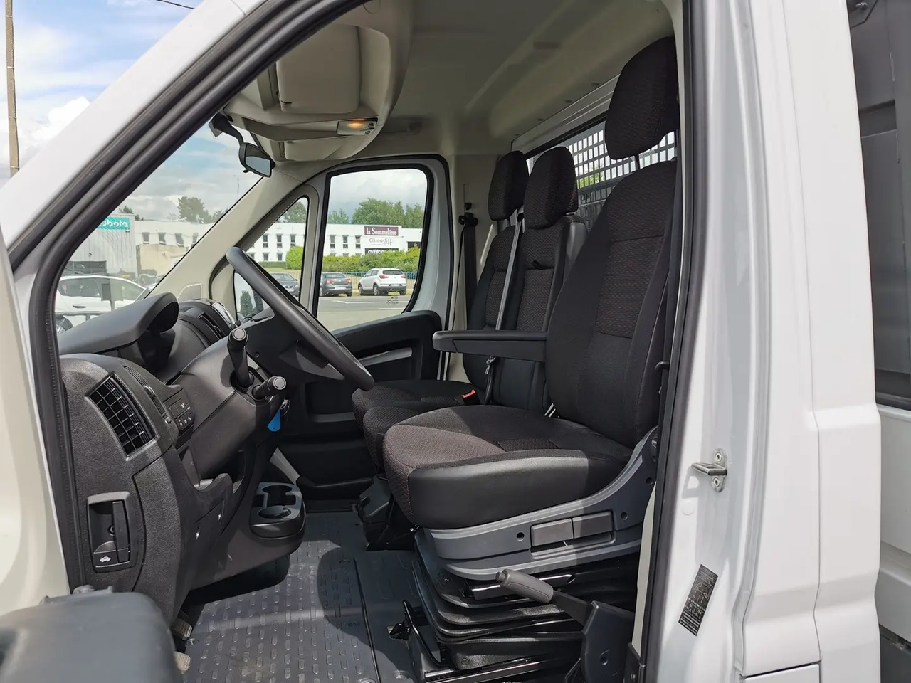 Peugeot Boxer 435 L4 2.2 BLUEHDI 140 S&S PREMIUM - Μικρό φορτηγό με καρότσα: φωτογραφία 5 Peugeot Boxer 435 L4 2.2 BLUEHDI 140 S&S PREMIUM - Μικρό φορτηγό με καρότσα: φωτογραφία 5