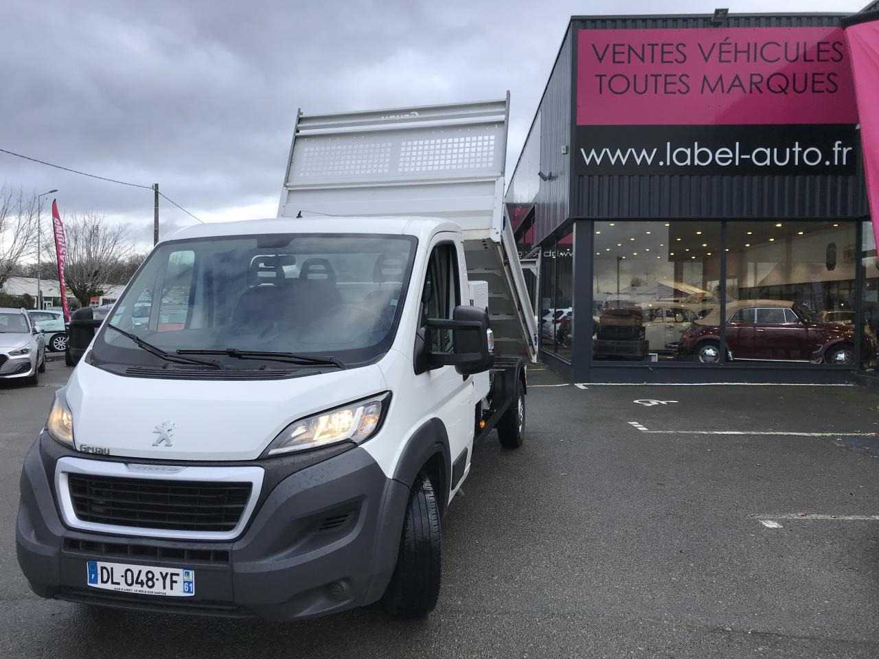 Peugeot Boxer ASPHALT 335 L3 2.2 BlueHDi S&S - 165 III CHASSIS CABINE BENNE COFFRE - Όχημα με ανατρεπομενη καροτσα: φωτογραφία 3 Peugeot Boxer ASPHALT 335 L3 2.2 BlueHDi S&S - 165 III CHASSIS CABINE BENNE COFFRE - Όχημα με ανατρεπομενη καροτσα: φωτογραφία 3