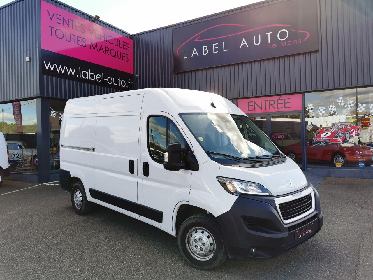 Peugeot Boxer Asphalt 333 L2H2 2.2 BlueHDi S&S - 120 III FOURGON TOLE Fourgon Tolé 333 L2H2 PHAS - Βαν: φωτογραφία 1 Peugeot Boxer Asphalt 333 L2H2 2.2 BlueHDi S&S - 120 III FOURGON TOLE Fourgon Tolé 333 L2H2 PHAS - Βαν: φωτογραφία 1