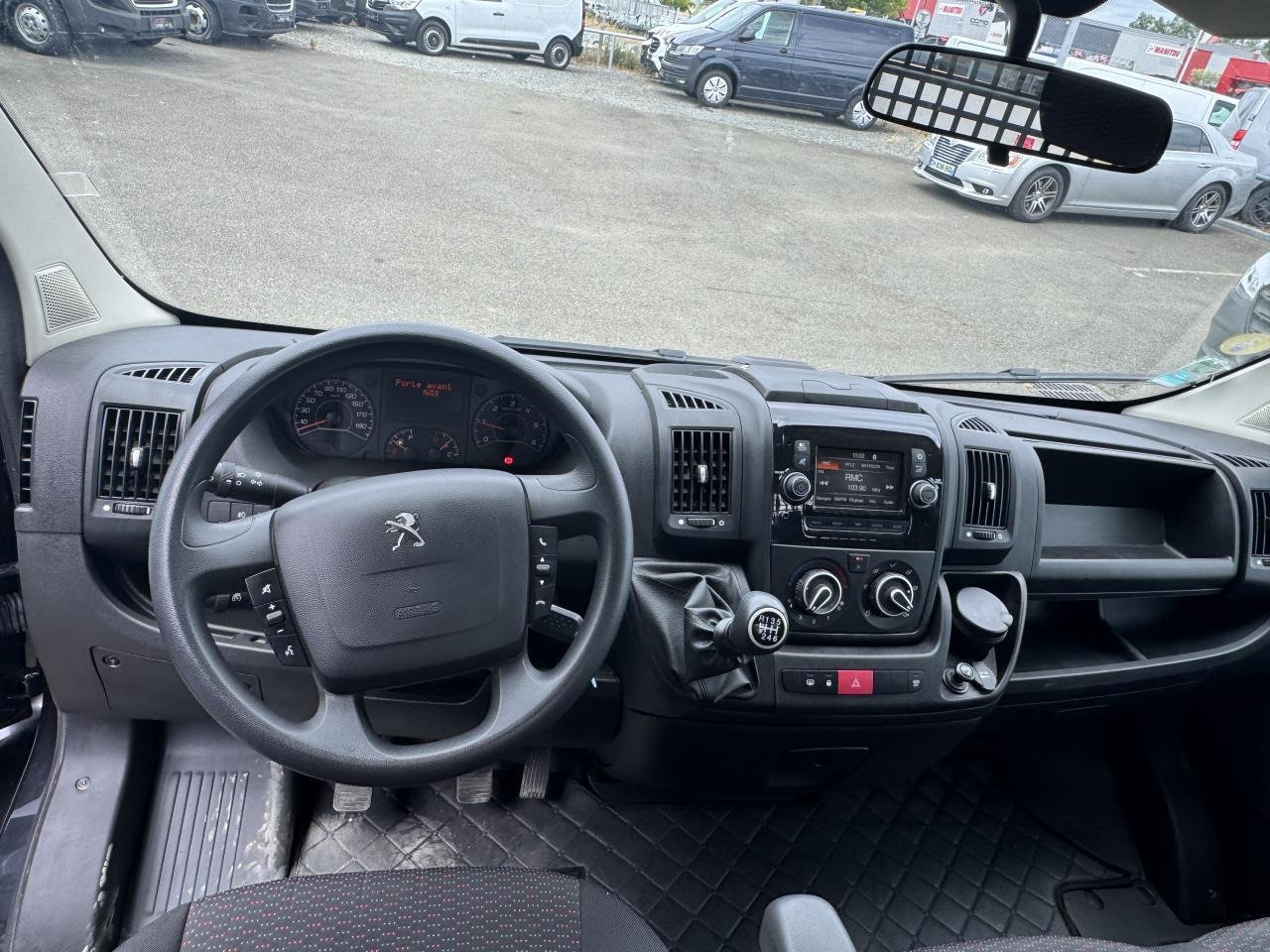 Peugeot Boxer PEUGEOT 3T5 PLATEAU 4M20 2.2 HDI 140 CH PREMIUM - Μικρό φορτηγό με καρότσα: φωτογραφία 3 Peugeot Boxer PEUGEOT 3T5 PLATEAU 4M20 2.2 HDI 140 CH PREMIUM - Μικρό φορτηγό με καρότσα: φωτογραφία 3