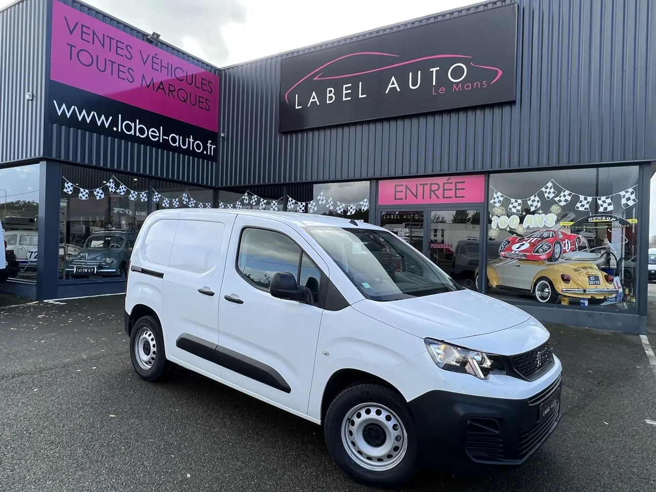 Peugeot Partner STANDARD 650KG BLUEHDI 130CH S&S ASPHALT EAT8 - Βαν: φωτογραφία 1 Peugeot Partner STANDARD 650KG BLUEHDI 130CH S&S ASPHALT EAT8 - Βαν: φωτογραφία 1