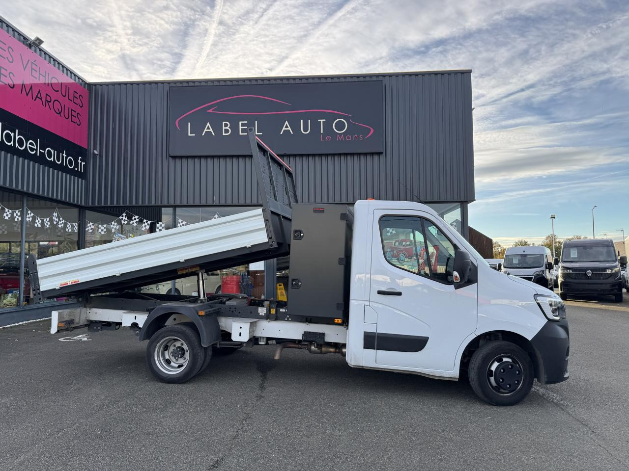 RENAULT MASTER 3T5 BENNE COFFRE RJ 2.3 DCI 145CH PROPULSION - Όχημα με ανατρεπομενη καροτσα: φωτογραφία 1 RENAULT MASTER 3T5 BENNE COFFRE RJ 2.3 DCI 145CH PROPULSION - Όχημα με ανατρεπομενη καροτσα: φωτογραφία 1