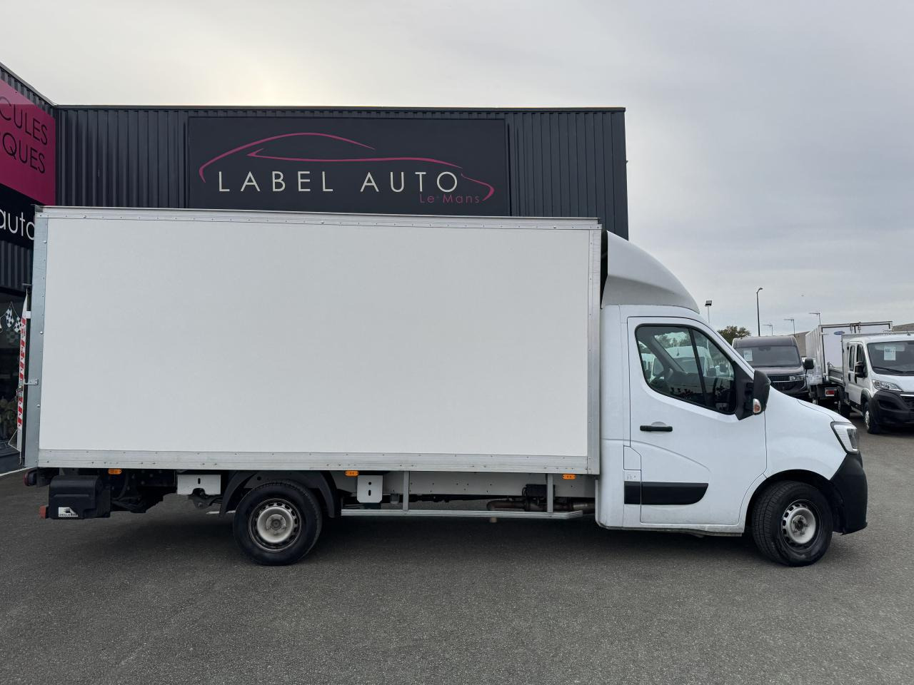 Επαγγελματικό αυτοκίνητο κόφα RENAULT MASTER 3T5 CAISSE 20M3 HAYON 2.3 DCI 145CH CONFORT: φωτογραφία 9