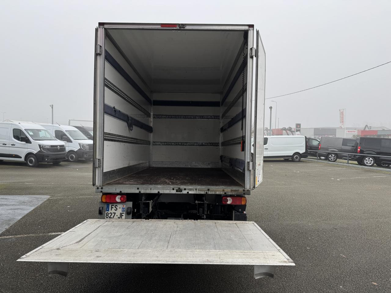 RENAULT MASTER 3T5 CAISSE 20M3 HAYON 2.3 DCI 145CH GRAND CONFORT - Επαγγελματικό αυτοκίνητο κόφα: φωτογραφία 4 RENAULT MASTER 3T5 CAISSE 20M3 HAYON 2.3 DCI 145CH GRAND CONFORT - Επαγγελματικό αυτοκίνητο κόφα: φωτογραφία 4