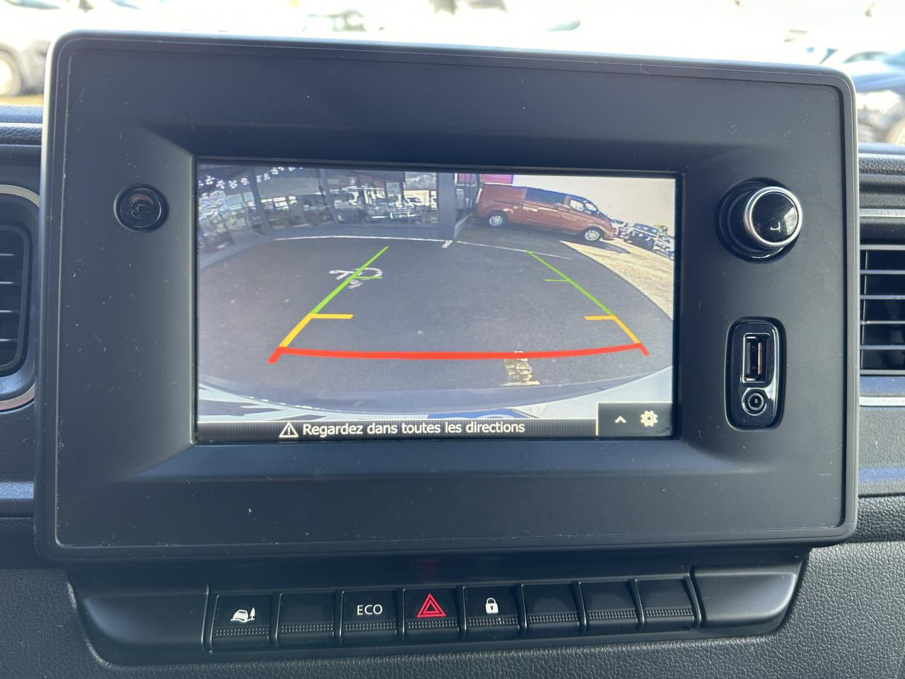 Βαν RENAULT Master Confort F3500 L3H2 2.3 dCi - 135  III CABINE APPROFONDIE Cabine approfondie L3H2 Traction PHA: φωτογραφία 11