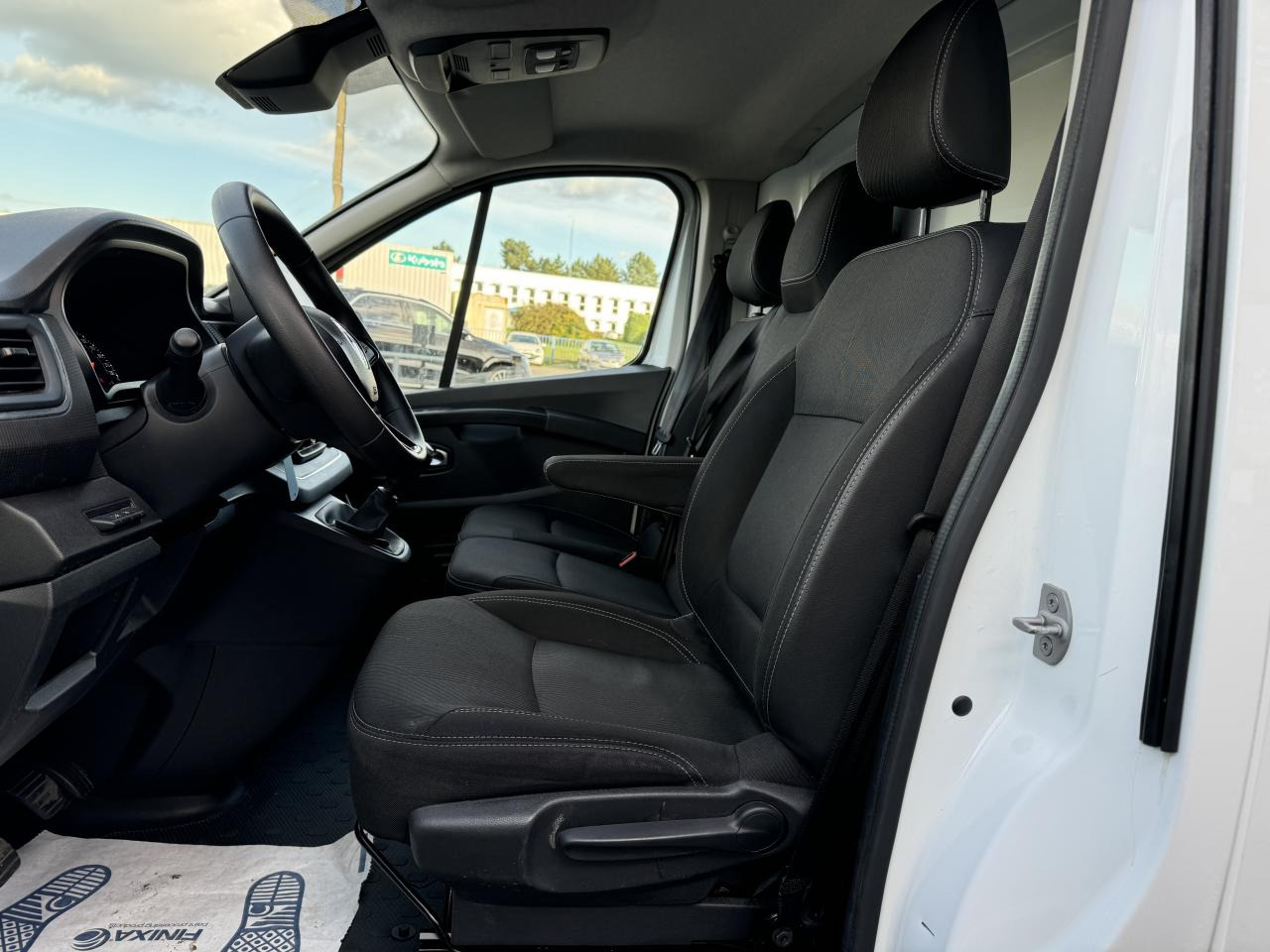 RENAULT TRAFIC L2H1 2.0 DCI 130CH GRAND CONFORT - Βαν: φωτογραφία 5 RENAULT TRAFIC L2H1 2.0 DCI 130CH GRAND CONFORT - Βαν: φωτογραφία 5