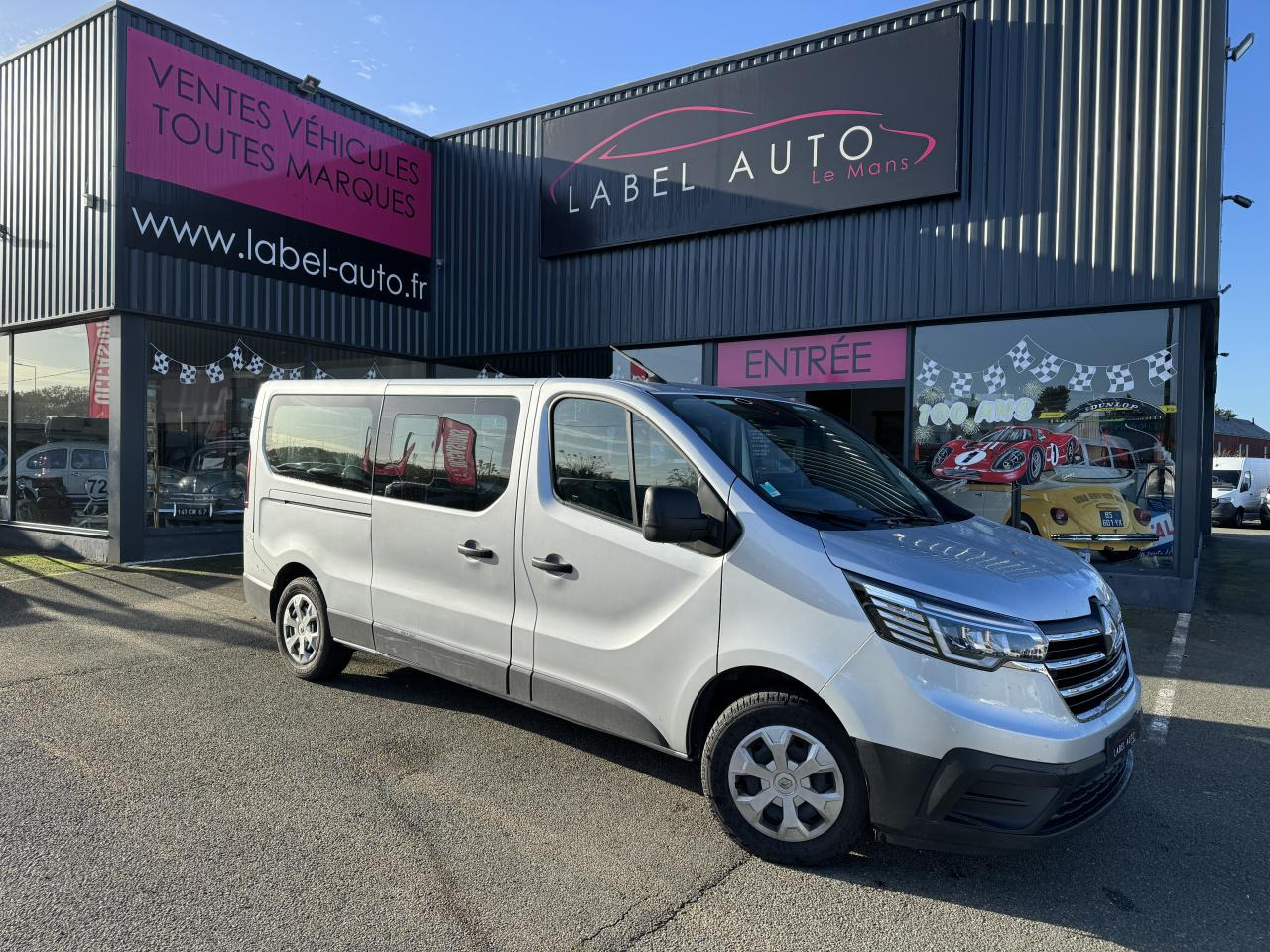 RENAULT Trafic L2 2.0 Energy dCi - 150 - S&S III COMBI Combi Zen L2H1 PHASE 3 - Επιβατικό βαν: φωτογραφία 3 RENAULT Trafic L2 2.0 Energy dCi - 150 - S&S III COMBI Combi Zen L2H1 PHASE 3 - Επιβατικό βαν: φωτογραφία 3