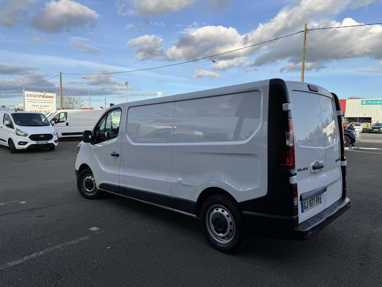 Leasing RENAULT Trafic L2H1 3000 Kg 2.0 Blue dCi - 130 III FOURGON Fourgon Grand Confort L2H1 PHASE 3 RENAULT Trafic L2H1 3000 Kg 2.0 Blue dCi - 130 III FOURGON Fourgon Grand Confort L2H1 PHASE 3: φωτογραφία 8 Leasing RENAULT Trafic L2H1 3000 Kg 2.0 Blue dCi - 130 III FOURGON Fourgon Grand Confort L2H1 PHASE 3 RENAULT Trafic L2H1 3000 Kg 2.0 Blue dCi - 130 III FOURGON Fourgon Grand Confort L2H1 PHASE 3: φωτογραφία 8