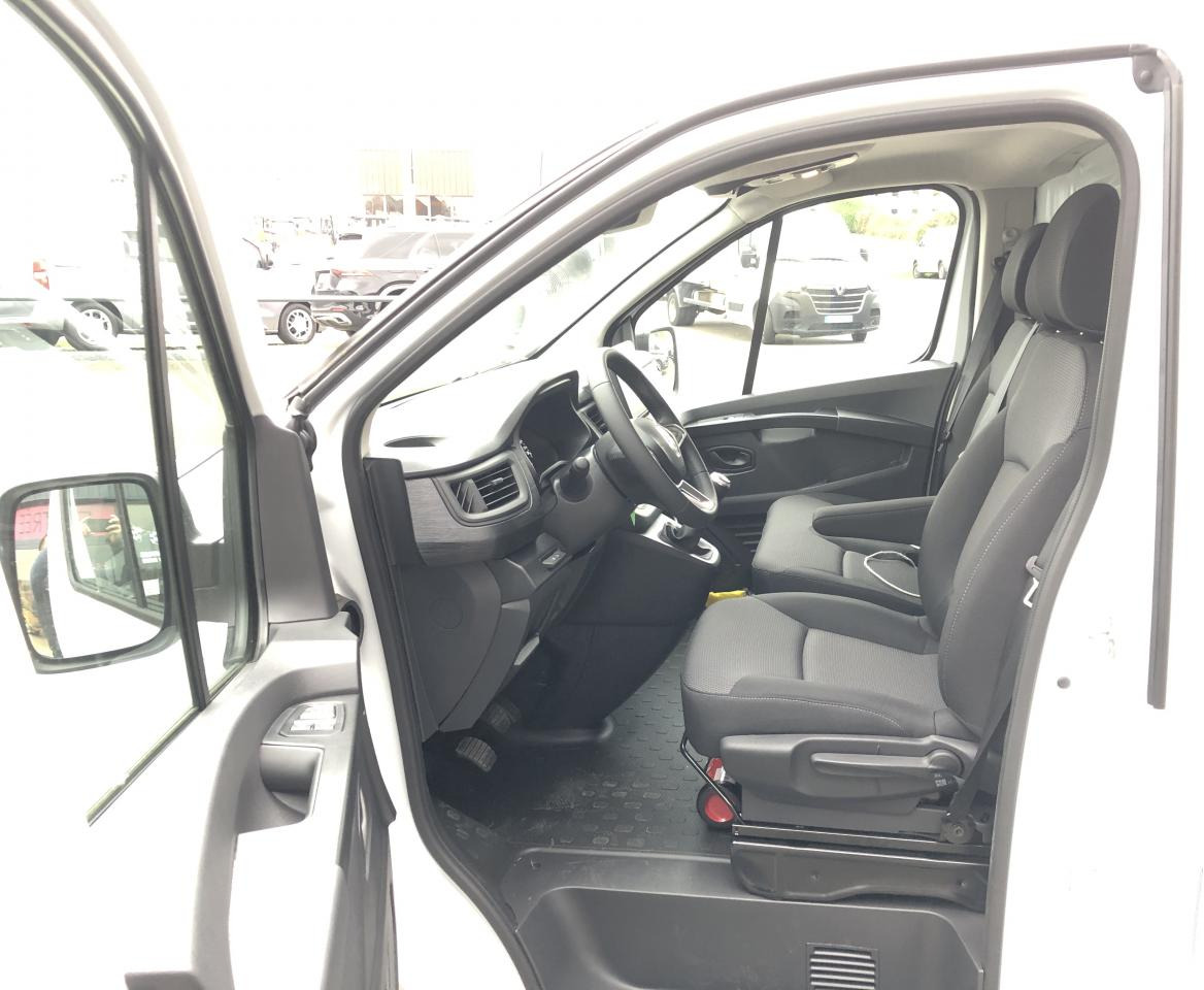 RENAULT Trafic L2H1 3000 Kg 2.0 Blue dCi 170ch ADVANCE - Βαν: φωτογραφία 5 RENAULT Trafic L2H1 3000 Kg 2.0 Blue dCi 170ch ADVANCE - Βαν: φωτογραφία 5