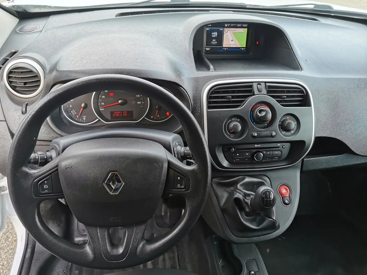 Renault Kangoo 1.5 BLUE DCI 80CH GRAND CONFORT 5CV - Βαν: φωτογραφία 3 Renault Kangoo 1.5 BLUE DCI 80CH GRAND CONFORT 5CV - Βαν: φωτογραφία 3