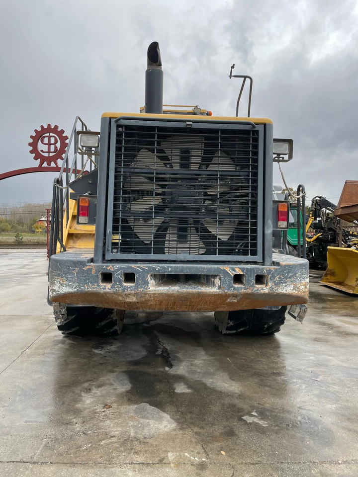 KOMATSU WA600-6 - Ελαστιχοφόρος φορτωτής: φωτογραφία 3 KOMATSU WA600-6 - Ελαστιχοφόρος φορτωτής: φωτογραφία 3