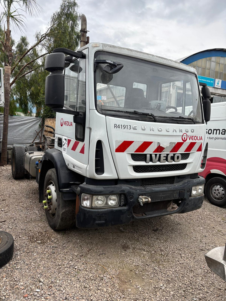 IVECO eurocargo 180e28 - Φορτηγό σασί: φωτογραφία 2 IVECO eurocargo 180e28 - Φορτηγό σασί: φωτογραφία 2