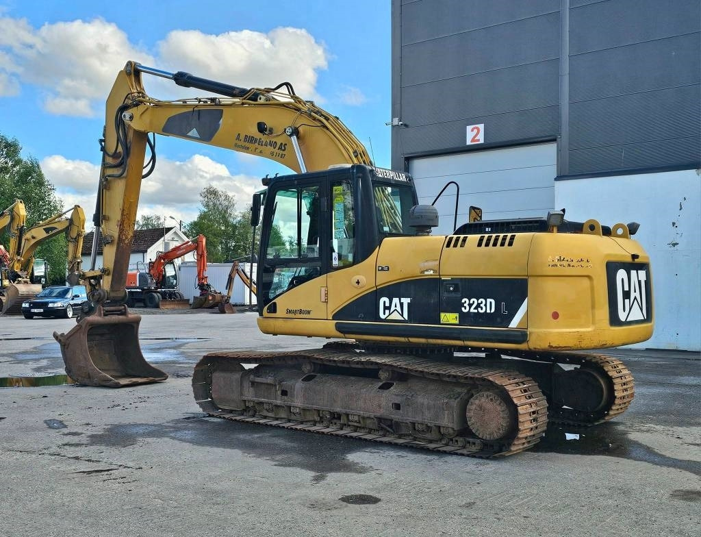 CAT 323 D L - Ερπυστριοφόρος εκσκαφέας: φωτογραφία 3 CAT 323 D L - Ερπυστριοφόρος εκσκαφέας: φωτογραφία 3