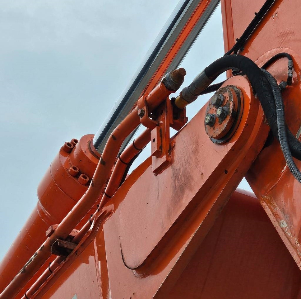 Ερπυστριοφόρος εκσκαφέας Hitachi zx350 lc-3: φωτογραφία 12