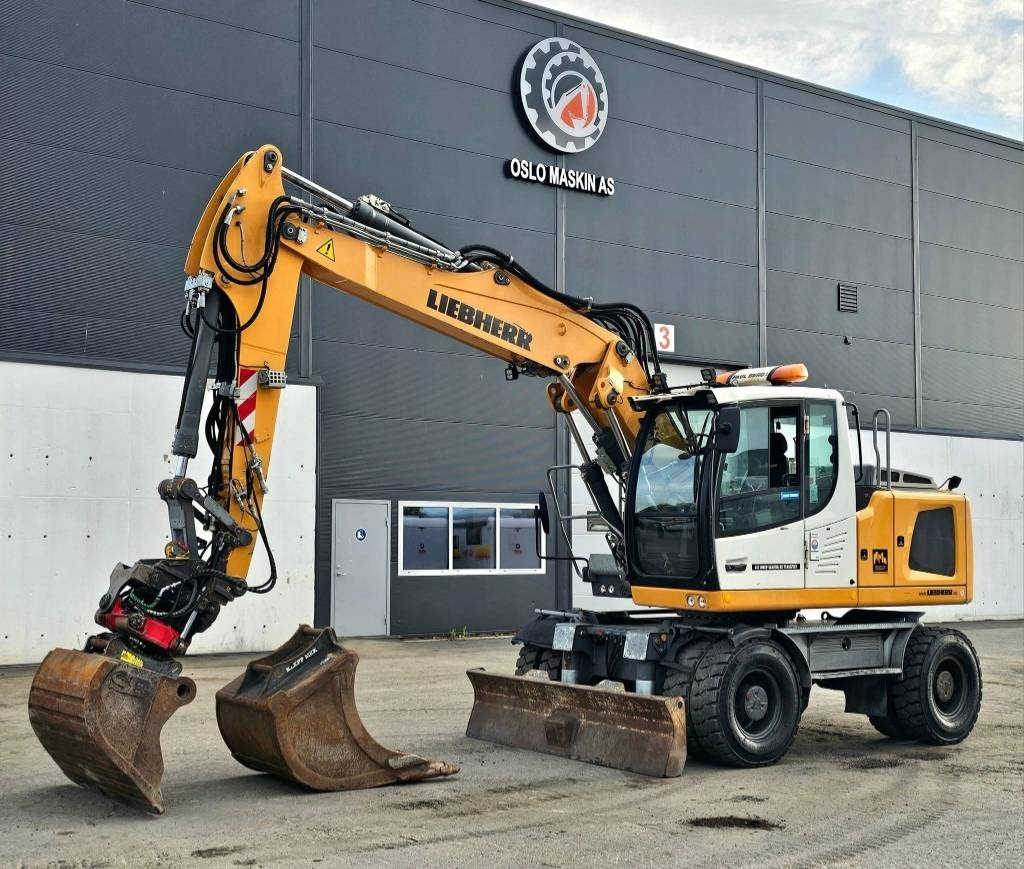 Liebherr A 916 - Τροχοφόρος εκσκαφέας: φωτογραφία 1 Liebherr A 916 - Τροχοφόρος εκσκαφέας: φωτογραφία 1
