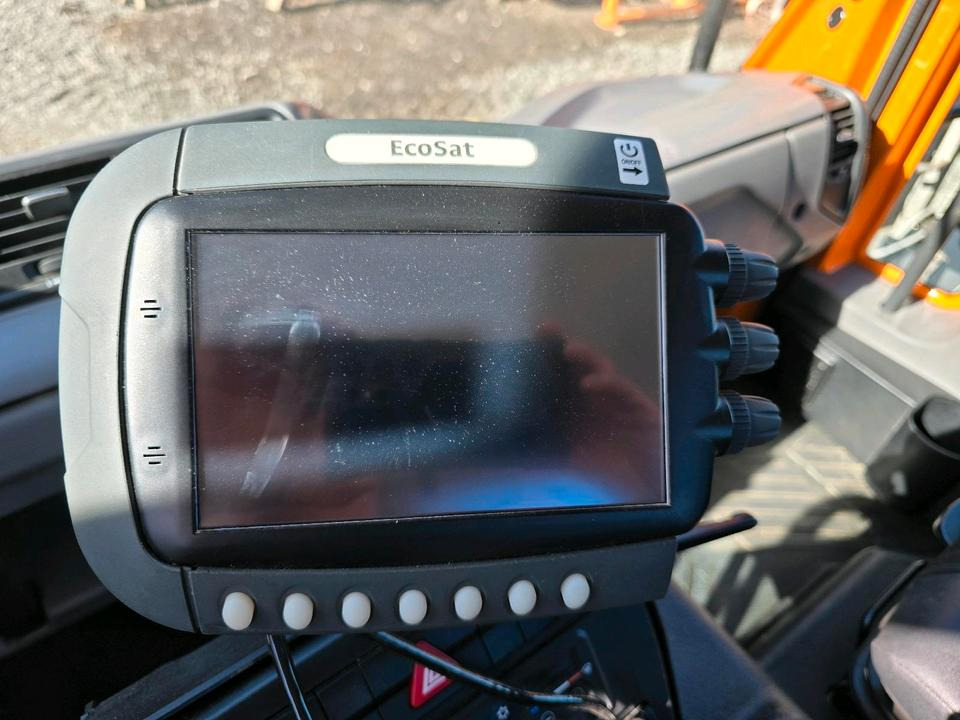 Αλατιέρα Bucher Yeti 2500W FS Gmeiner Salzstreuer Streuautomat Streusilo für Unimog UGN UGE 405 423 427 530 430 429: φωτογραφία 12 Αλατιέρα Bucher Yeti 2500W FS Gmeiner Salzstreuer Streuautomat Streusilo für Unimog UGN UGE 405 423 427 530 430 429: φωτογραφία 12