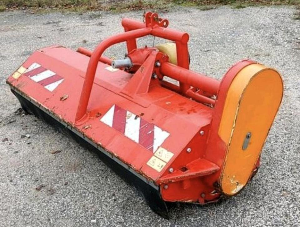 Dücker PMK21 2017 Frontmulchgerät Mulcher Mulchgerät Traktor - Καταστροφέας με σφυριά: φωτογραφία 2 Dücker PMK21 2017 Frontmulchgerät Mulcher Mulchgerät Traktor - Καταστροφέας με σφυριά: φωτογραφία 2