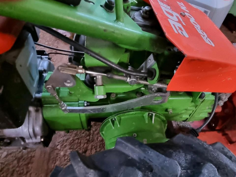 Motormäher Agria 5500 KL Grizzly Böschungsmulcher Hangmäher Reform Aebi Rasenmäher Mähausleger Böschungsmulcher Seitenmulcher Mulchgerät - Χλοοκοπτικό: φωτογραφία 5 Motormäher Agria 5500 KL Grizzly Böschungsmulcher Hangmäher Reform Aebi Rasenmäher Mähausleger Böschungsmulcher Seitenmulcher Mulchgerät - Χλοοκοπτικό: φωτογραφία 5