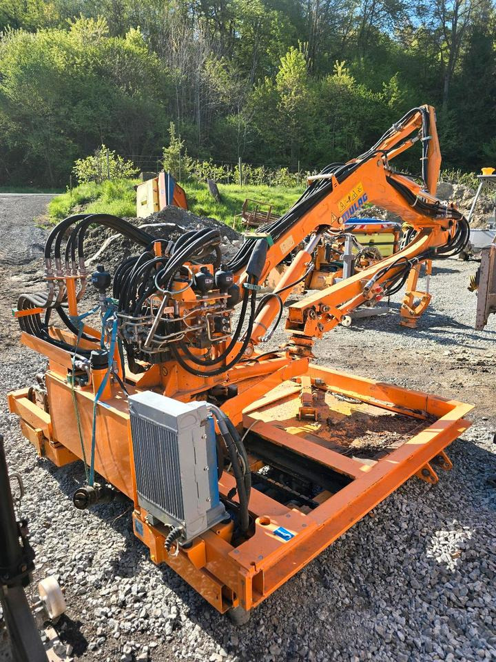 Mulag MHU 800 2013 Mähausleger Böschungsmäher Böschungsmulcher für Unimog 405 U 300 400 500 318 423 427 430 527 535 530 Mercedes-Benz - Καταστροφέας με βραχίονα: φωτογραφία 1 Mulag MHU 800 2013 Mähausleger Böschungsmäher Böschungsmulcher für Unimog 405 U 300 400 500 318 423 427 430 527 535 530 Mercedes-Benz - Καταστροφέας με βραχίονα: φωτογραφία 1