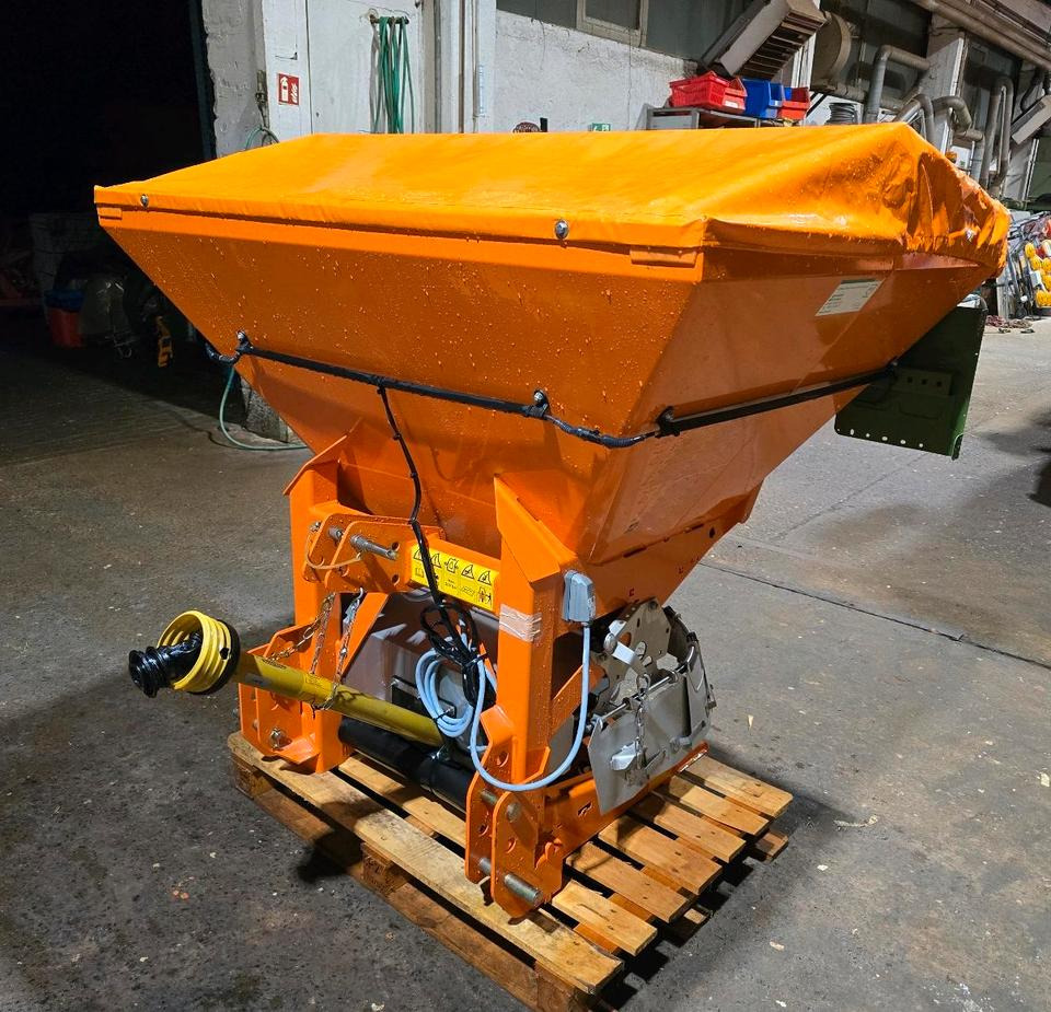 Neuer Amazone E+S 750 Salzstreuer Düngerstreuer Winterdienst Streuautomat Streusilo Solestreuer passend für Traktor Fendt Deutz Claas Case - Αλατιέρα: φωτογραφία 1 Neuer Amazone E+S 750 Salzstreuer Düngerstreuer Winterdienst Streuautomat Streusilo Solestreuer passend für Traktor Fendt Deutz Claas Case - Αλατιέρα: φωτογραφία 1