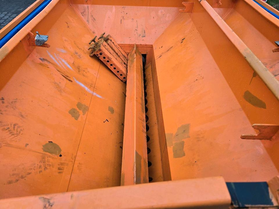 Αλατιέρα Schmidt DST25-FH 2-Kammer Salzstreuer Winterdienst Streuautomat Stratos SST MITOS Streusilo Solestreuer passend für UNIMOG 405/10 405/12 UGE UGN U300 400 500 530 430 318 423: φωτογραφία 9 Αλατιέρα Schmidt DST25-FH 2-Kammer Salzstreuer Winterdienst Streuautomat Stratos SST MITOS Streusilo Solestreuer passend für UNIMOG 405/10 405/12 UGE UGN U300 400 500 530 430 318 423: φωτογραφία 9