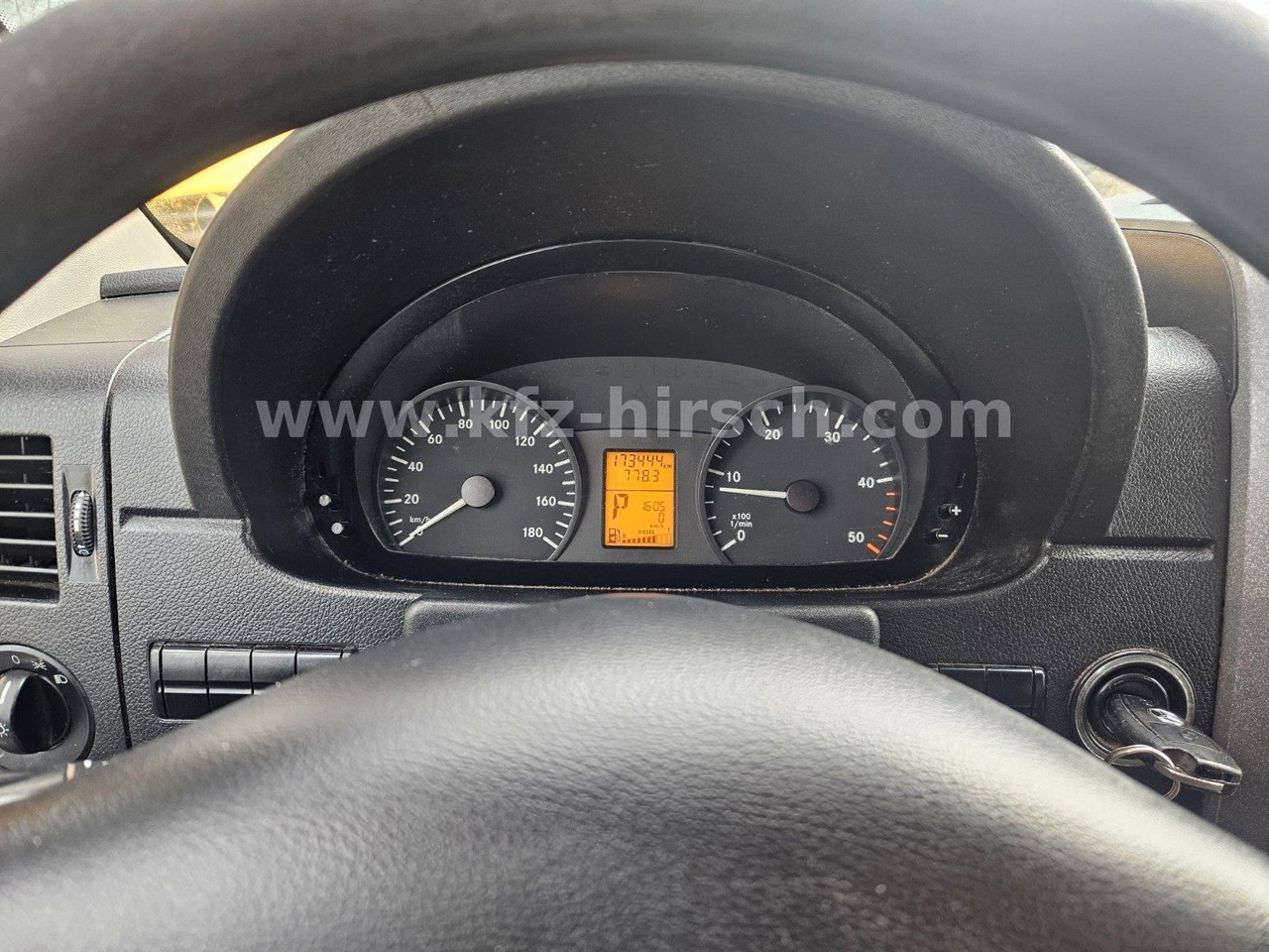 Mercedes-Benz Sprinter Koffer Integralkoffer Transporter Maxi - Αυτοκίνητο: φωτογραφία 5 Mercedes-Benz Sprinter Koffer Integralkoffer Transporter Maxi - Αυτοκίνητο: φωτογραφία 5
