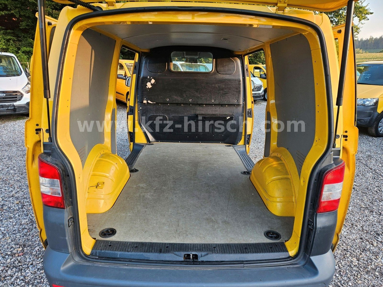 Volkswagen T5 2.0TDI Schiebetüre links+rechts 1.Hand S-heft - Επιβατικό βαν: φωτογραφία 4 Volkswagen T5 2.0TDI Schiebetüre links+rechts 1.Hand S-heft - Επιβατικό βαν: φωτογραφία 4