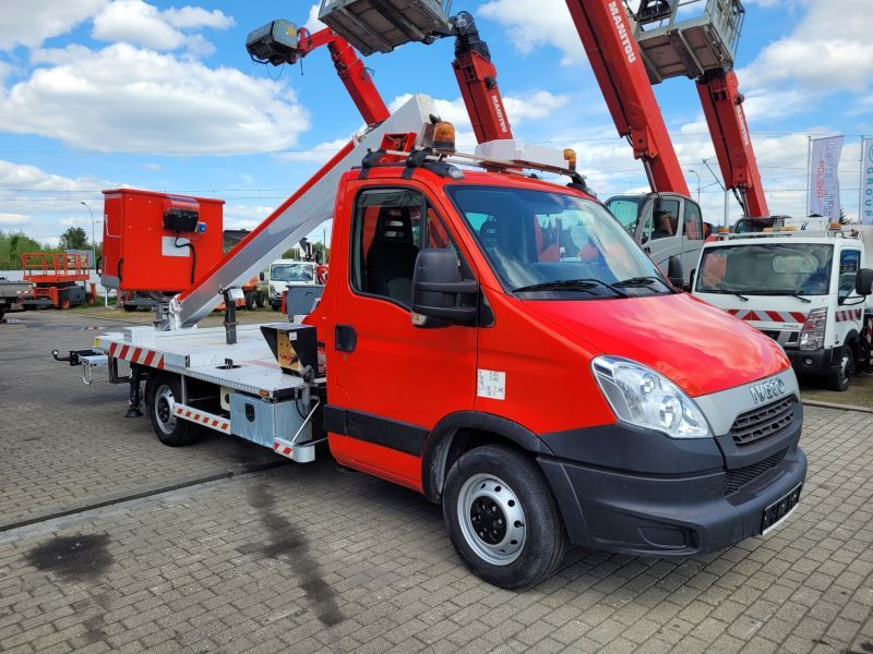 Iveco Daily 35S11 podnośnik koszowy 16 m Multitel 160 ALU DS - Φορτηγό με εναέρια πλατφόρμα: φωτογραφία 2 Iveco Daily 35S11 podnośnik koszowy 16 m Multitel 160 ALU DS - Φορτηγό με εναέρια πλατφόρμα: φωτογραφία 2