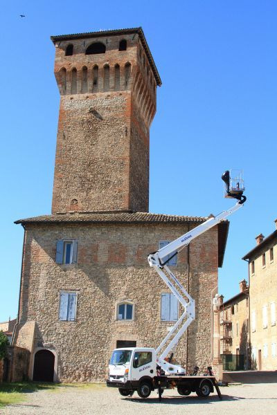 Oil&Steel Snake 2010 Plus 20 m zamontowany na Nissan Cabstar - Φορτηγό με εναέρια πλατφόρμα: φωτογραφία 5 Oil&Steel Snake 2010 Plus 20 m zamontowany na Nissan Cabstar - Φορτηγό με εναέρια πλατφόρμα: φωτογραφία 5