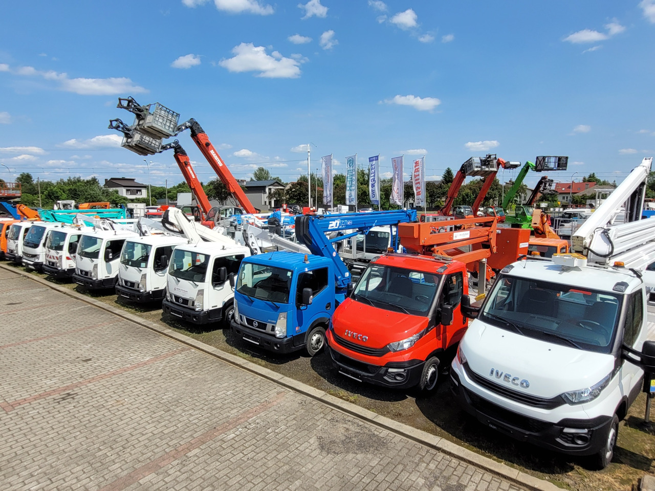 Renault Maxity podnośnik zwyżka 25 m CMC PLA250 bucket truck boom lift - Φορτηγό με εναέρια πλατφόρμα: φωτογραφία 2 Renault Maxity podnośnik zwyżka 25 m CMC PLA250 bucket truck boom lift - Φορτηγό με εναέρια πλατφόρμα: φωτογραφία 2